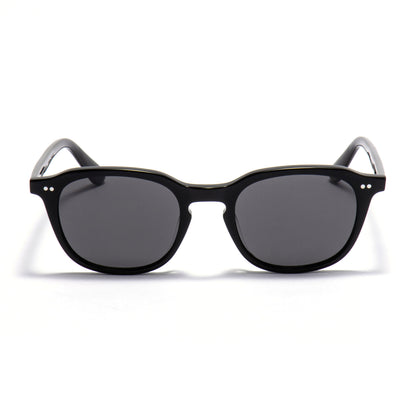 SIRIUS 01 sunglasses in Black / Smoke, image 1 of 8