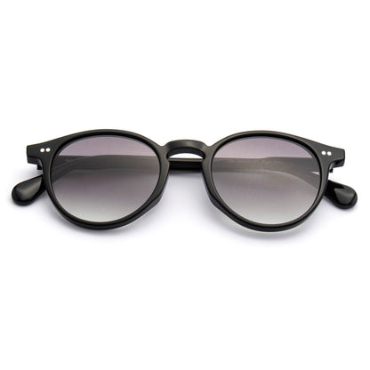 VEGA 01 sunglasses in Black / Smoke Gradient, image 4 of 8