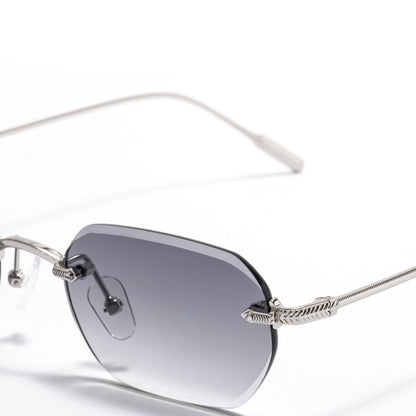 KAUS 01 sunglasses in Silver / Smoke Gradient, image 4 of 8