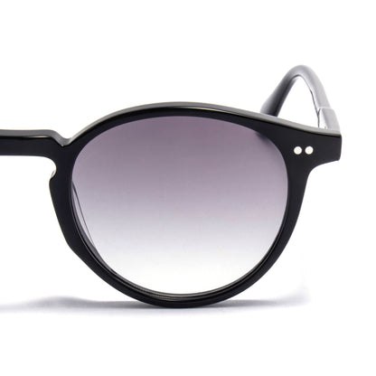 VEGA 01 sunglasses in Black / Smoke Gradient, image 7 of 8