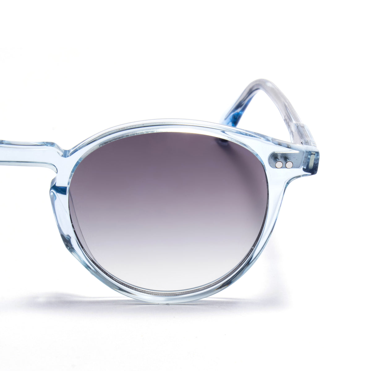 VEGA 01 sunglasses in Ice Blue / Smoke Gradient, image 6 of 8