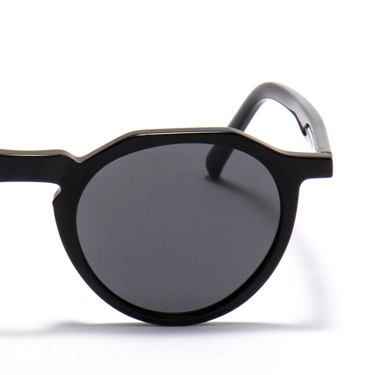 DENEB 01 sunglasses in Black / Smoke, image 3 of 8