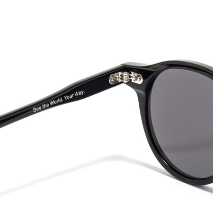 SUHAIL 01 sunglasses in Black / Smoke, image 8 of 8
